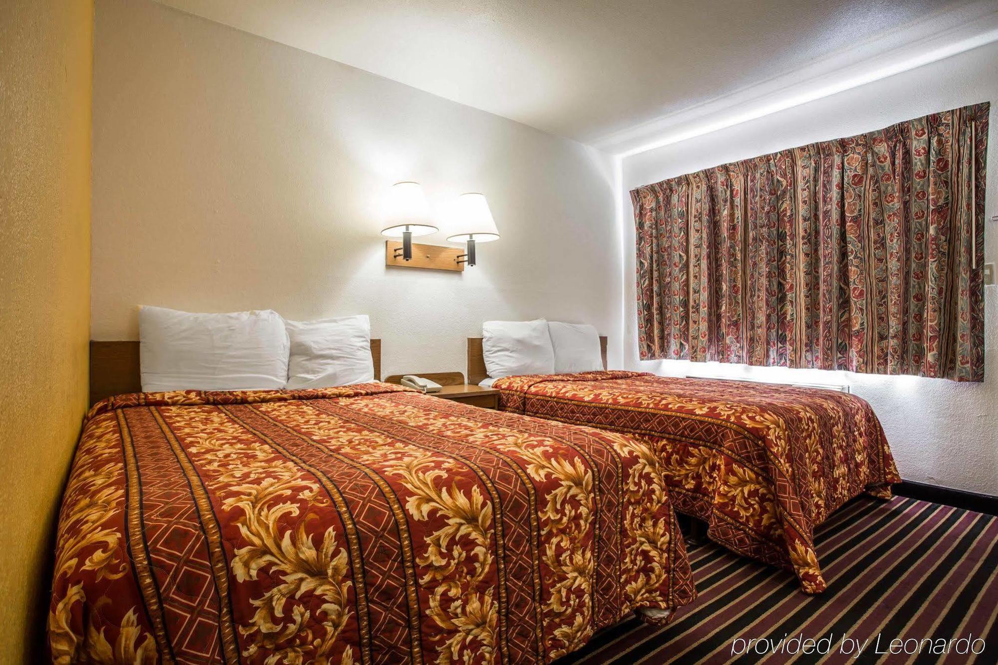 Rodeway Inn Charlotte Dış mekan fotoğraf